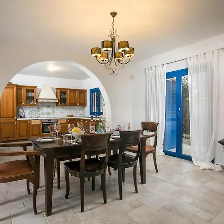 Kaya Villa *